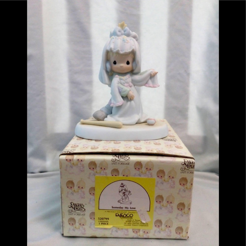 Precious Moments “Someday My Love” statue
